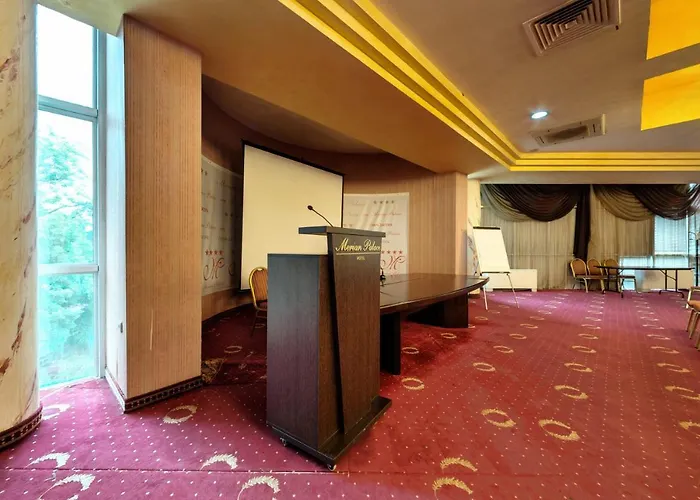 Hotel Merian Palace 4*